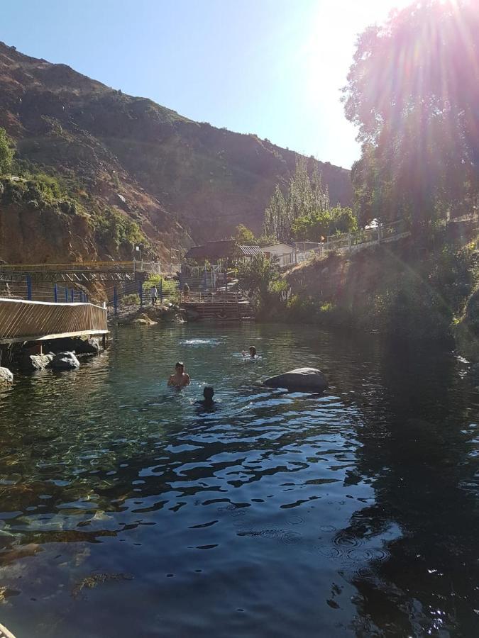 Cabana Cerro Colorado Lago Colbun Chácara Vilches